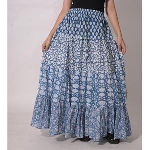 Jupe longue en coton imprimé patchwork, design enveloppant, écologique, style bohème, faite à la main, ethnique indienne, à motifs floraux, pour l'été, pour femmes - Product Image 1