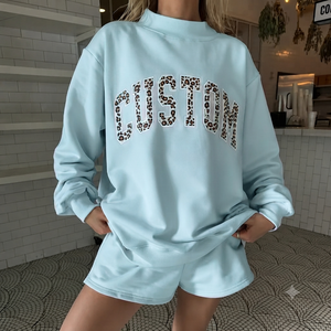 เสื้อสเวตเชิ้ตคอเต่าทรงหลวมสำหรับผู้หญิง ใส่ได้ทุกวันในฤดูใบไม้ร่วงและฤดูหนาว ผลิตจากผ้าฝ้ายผสมขนแกะ ทรงโอเวอร์ไซส์ แขนยาว ระบายอากาศได้ดี สไตล์สตรีทแวร์ - Product Image 1