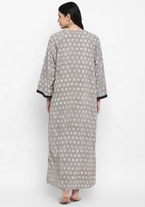 Floral Gris Ecológico 100% Algodón Lounge Wear Dibujado a mano Impreso Cremallera Detalle Lavable Cómodo Media manga Hasta el suelo - Product Image 4