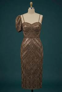 Vestido de cóctel de lujo con cuentas hechas a mano y un solo hombro descubierto |   Vestido de noche ajustado con tirantes finos para mujer al por mayor - Product Image 3