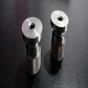 Piezas de Aluminio Mecanizadas con Precisión por CNC, Piezas Mecánicas de Latón Torneadas por CNC, Herramientas de Corte de Carburo Cementado - Product Image 2