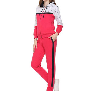 Dernier design du fabricant pakistanais : Survêtement d'hiver 100 % coton pour femme, couleurs personnalisées, style décontracté à capuche, tricot uni - Product Image 4