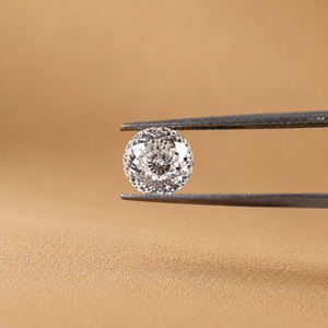 Diamante Suelto Redondo Brillante de Corte Portugués Cultivado en Laboratorio con Certificación IGI |   Color D Claridad VVS |   Gema de 1 a 5 Quilates para Compromiso R - Product Image 2