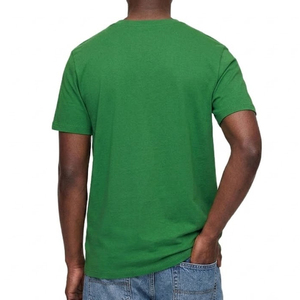 Camiseta de hombre con estampado digital a la venta, último diseño de ropa urbana, camiseta de manga corta para hombre en color sólido. - Product Image 3