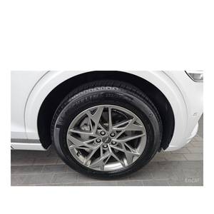 Genesis GV70 2.5T essence 2WD 2024 avec boîte de vitesses automatique, sièges en cuir, caméra arrière - 36 158 km - Product Image 5