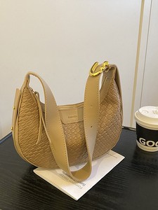 Sac à main en cuir véritable demi-lune avec motif en losanges, bandoulière, tendance mode, sac à usage quotidien pour femmes - Product Image 2