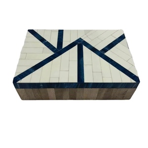 Décorations d'Halloween de haute qualité en gros, design créatif, organisateur de bijoux en résine, fait main, taille/couleur/design personnalisables - Product Image 1