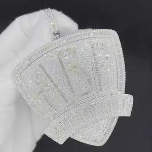 Pendentif de luxe en argent 925 de qualité supérieure, serti de moissanite taille ronde, style hip-hop, bijoux de style urbain, disponible en gros - Product Image 4