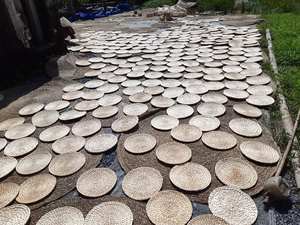 ชุดแผ่นรองแก้วผักตบชวาแบบย้อนยุคทำด้วยมือวัสดุเป็นมิตรกับสิ่งแวดล้อมเครื่องใช้บนโต๊ะอาหารสำหรับตกแต่งจากเวียดนาม - Product Image 3