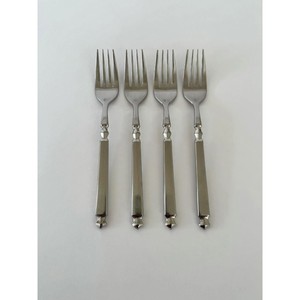 Ensemble de 4 fourchettes à dîner classiques en acier inoxydable, finition miroir haute brillance, compatibles lave-vaisselle, pour les occasions de mariage - Product Image 3