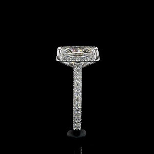 Anillo de Diamante Cultivado en Laboratorio con Corte Radiante de 4 Quilates, Certificado por IGI, Oro Blanco de 14K, Anillo de Compromiso con Diamante Moissanita, Anillo de Boda con Halo - Product Image 2