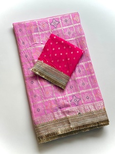 Sari en tissage jacquard style Bandhani, élégant, entièrement tissé, avec pallu riche en tissage et chemisier assorti non cousu - Product Image 3