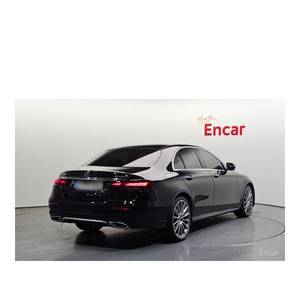 Mercedes-Benz Classe E E350 4MATIC AMG Line 2023, 24 604 km, boîte automatique, sièges en cuir, conduite à gauche, caméra de recul - Product Image 2