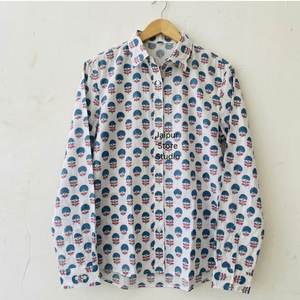Chemise décontractée en coton imprimé pour femme, manches longues, tissée, boutonnée, motif floral, col boutonné, idéale pour l'été et les fêtes - Product Image 3