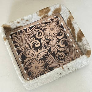 Nueva Bandeja Decorativa de Cuero Genuino con Diseño Floral Hecho a Mano, Estilo Rústico Occidental, Organizador para Decoración del Hogar u Oficina, 2026 - Product Image 5