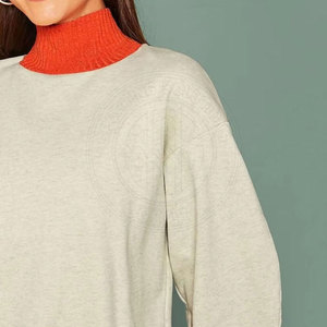 เสื้อสเวตเตอร์คอกลมสำหรับผู้หญิงทำจากผ้าระบายอากาศได้ดี - Product Image 4
