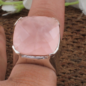 Bague en quartz rose naturel, argent sterling 925, bague solitaire en pierre précieuse, fabrication artisanale, bijoux fins pour femmes, fournisseur en gros, sur mesure - Product Image 2
