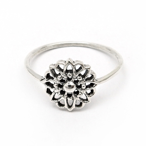Bague en argent sterling 925, style vintage, motif floral, haute qualité, faite à la main, bijoux bohèmes, à porter tous les jours, cadeau pour femme - Product Image 1