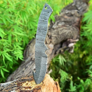 ชุดมีดทำเองจากเหล็กดามัสกัส พร้อมใบมีดเปล่าสำหรับทำมีดแบบ GUT HOOK SKINNER  ใบมีดฟูลแทงค์  ชุดมีดล่าสัตว์แบบใบมีดคงที่  รับผลิตแบบ OEM/ODM - Product Image 3