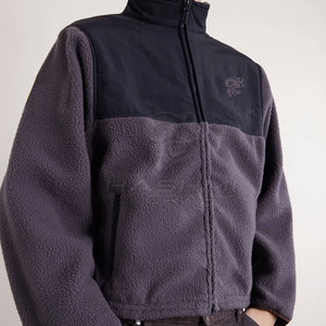 Collection de mode d'hiver pour hommes : veste en polaire durable et légère, conçue pour la chaleur et une utilisation prolongée - Product Image 3