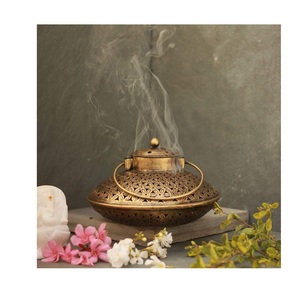 Encensoir décoratif en métal ajouré à motifs floraux, fait main, en alliage de zinc, à suspendre, de luxe, pour studio de yoga, spa - Product Image 3