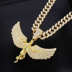Collar con Colgante de Ala de Ángel Chapado en Oro con Moissanita y Cadena de Circonitas Cúbicas, Joyería Hip Hop para Hombres y Mujeres - Product Image 1