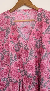 Robe kaftan rose à imprimé floral ethnique, coupe ample, 100% coton, tenue de plage estivale, robe longue pour femmes - Product Image 5