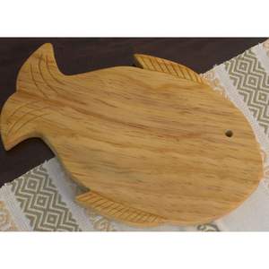 Tabla de Cortar Rectangular Decorativa de Madera - No Tóxica, Fácil de Limpiar, Apta para Lavavajillas - Product Image 3