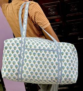 Handmade Floral Print Cotton Quilted Foldable Luxury Duffel Bag Striped Trim Zipper Closure Large Capacity Weekender <b>Luggage</b> - Product Image 3