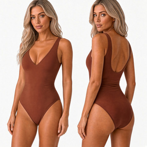 Diseña tu traje de baño de una pieza con cuello en V para mujer con tu diseño personalizado, ropa de playa para vacaciones junto a la piscina, fácil de usar y suave al tacto. - Product Image 1