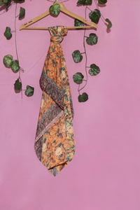 Sarong en soie imprimé floral, léger, pour la plage et l'été, pour femmes. - Product Image 4