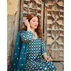 Conjunto superior e inferior de mujer de diseñador con Dupatta para ropa de fiesta - Product Image 3