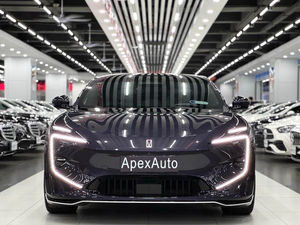 Autos Usados 2023 AVATR 12 - Vehículo Eléctrico con Autonomía de 650 KM |   4x4, Neumáticos R20, Volante a la Izquierda, Interior de Cuero, Control de Clima Adaptativo - Product Image 2