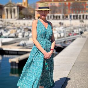 เดรสสไตล์โบฮีเมียนขายส่ง เดรสแขนกุดยาวปานกลาง เดรสยาวลำลองสำหรับฤดูร้อน เดรสพิมพ์ลายคอวี - Product Image 1