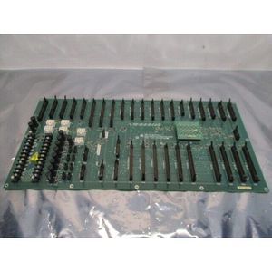 AMAT 0100-76181 PCB, Câblage de distribution système - Équipements et pièces semi-conducteurs d'occasion fiables à l'échelle mondiale chez - Product Image 2