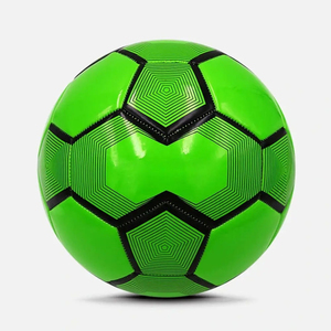 Ballon de football mini doré personnalisé avec logo, cousu à la machine, brillant, avec support en éponge souple, idéal pour les cadeaux et promotions pour enfants - Product Image 4