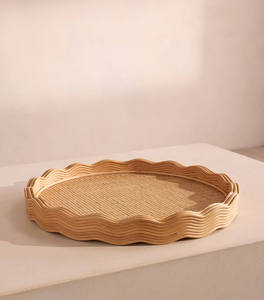 Cesta de Almacenamiento de Mimbre Redonda con Borde Ondulado, Estilo Artesanal, Hecha a Mano, para Decoración y Presentación de Mesas en Hostelería - Product Image 3