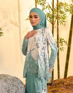 Abaya Baju Kurung en satin noir modeste pour femme musulmane, style tie-dye, longueur cheville, tenue de prière, luxe SIPO, origine Chine - Product Image 4