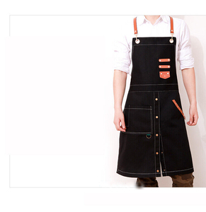 Tablier en jean à suspendre au cou avec sangle, lavable, style européen, pour cuisine, barbiers, barbecue et uniformes de serveurs - Tailles personnalisées, MOQ 50 pièces - Product Image 4