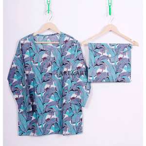 Vente en gros de robes de nuit d'été élégantes, personnalisées, longues, en coton, imprimées à l'écran, respirantes, écologiques, pour femmes et filles, 3 pièces - Product Image 2