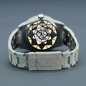 Reloj de Lujo con Diamantes Moissanite, Esfera Negra, Acero Inoxidable, Cuarzo, Correa de 20mm, Estilo Simple, Personalizable para Hombre, 46mm - Product Image 4