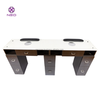 Tables à ongles en MDF écologiques, durables, de haute qualité, modernes, personnalisables, colorées et élégantes pour salons de manucure, fabriquées au Vietnam