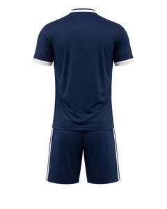 Ensemble d'uniformes de football personnalisés avec maillot d'équipe respirant, short assorti et noms de joueurs personnalisés pour une utilisation professionnelle en club - Product Image 6