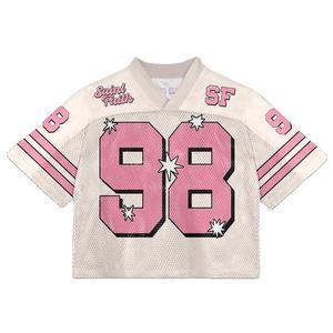 Camiseta de fútbol americano de malla corta y holgada, rosa, con gráfico de número, cuello en V, manga a rayas, estilo urbano, sublimación personalizada, OEM - Product Image 1
