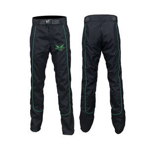 Pantalon de parachutisme pour homme noir avec rayures vertes, logo brodé, OEM, taille haute, fermeture élastique - Product Image 1