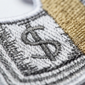 Patch brodé 'Flying Money Stack' thermocollant en tissu, qualité supérieure personnalisée, applique décorative pour vêtements et cadeaux - Product Image 5