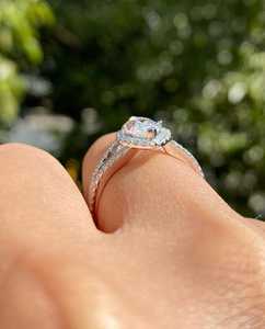 Bague de mariage halo en or massif scintillant, 2.0 CTW, moissanite taille marquise, à double sangle, bague de fiançailles, bijoux de mariée délicats et raffinés - Product Image 5