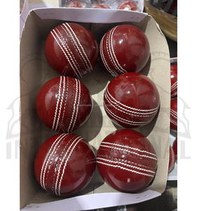 Vente flash - Ballon de cricket IBEX HILLS rouge de haute qualité, 156 g |   Ensemble de 4 pièces cousues à la machine |   Noyau en liège à 2 couches |   Ambidextre |   Nouveau - Product Image 3