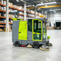 Machine de balayage routier municipale à entretien simple avec canon à brume pour le nettoyage des centres commerciaux et des zones industrielles