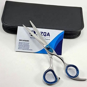 Ciseaux de coiffure professionnels en acier inoxydable, à bords tranchants, avec vis réglable et poignée confortable - Product Image 2